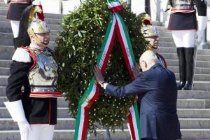 GIU_01_672-458_resize