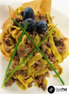 Tagliatelle con capriolo e mirtilli2